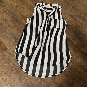 Penelope Sleeveless Black and White Striped Top Vneck Quarter Button Blouse